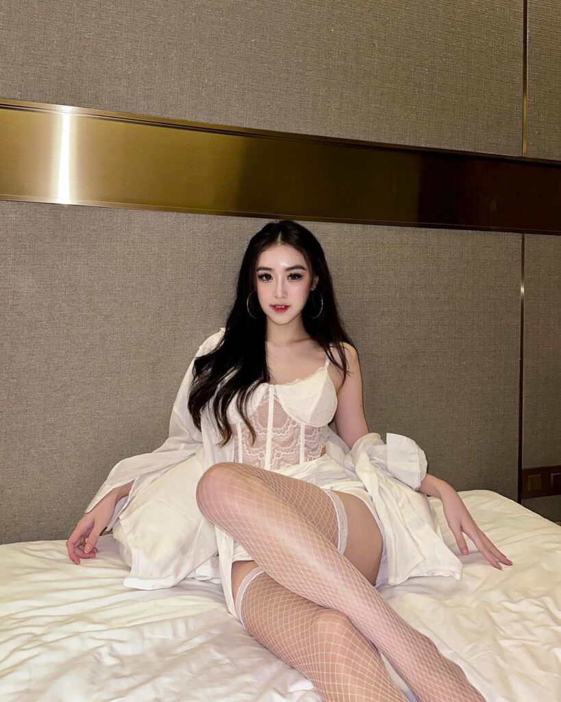 Alia 8